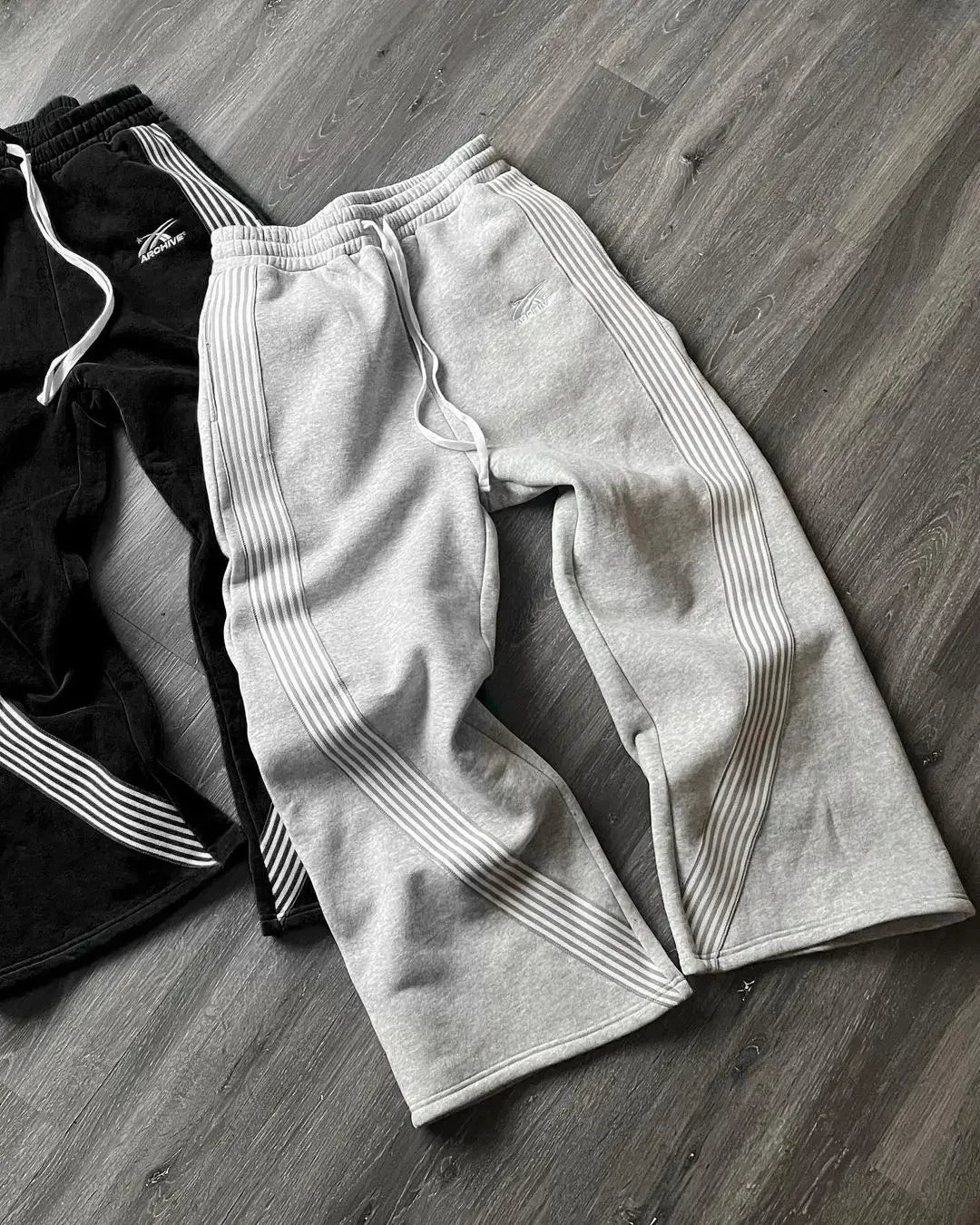 Y2K Embroidered Baggy Fit Gray Sweatpants